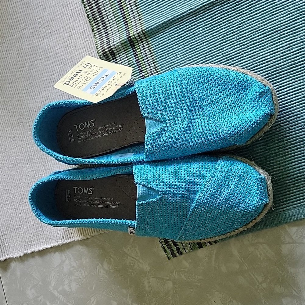 TOMS turquoise womens freetown  sz 7.5